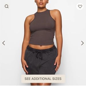 SKIMS - Boyfriends Fleece Shorts, Small